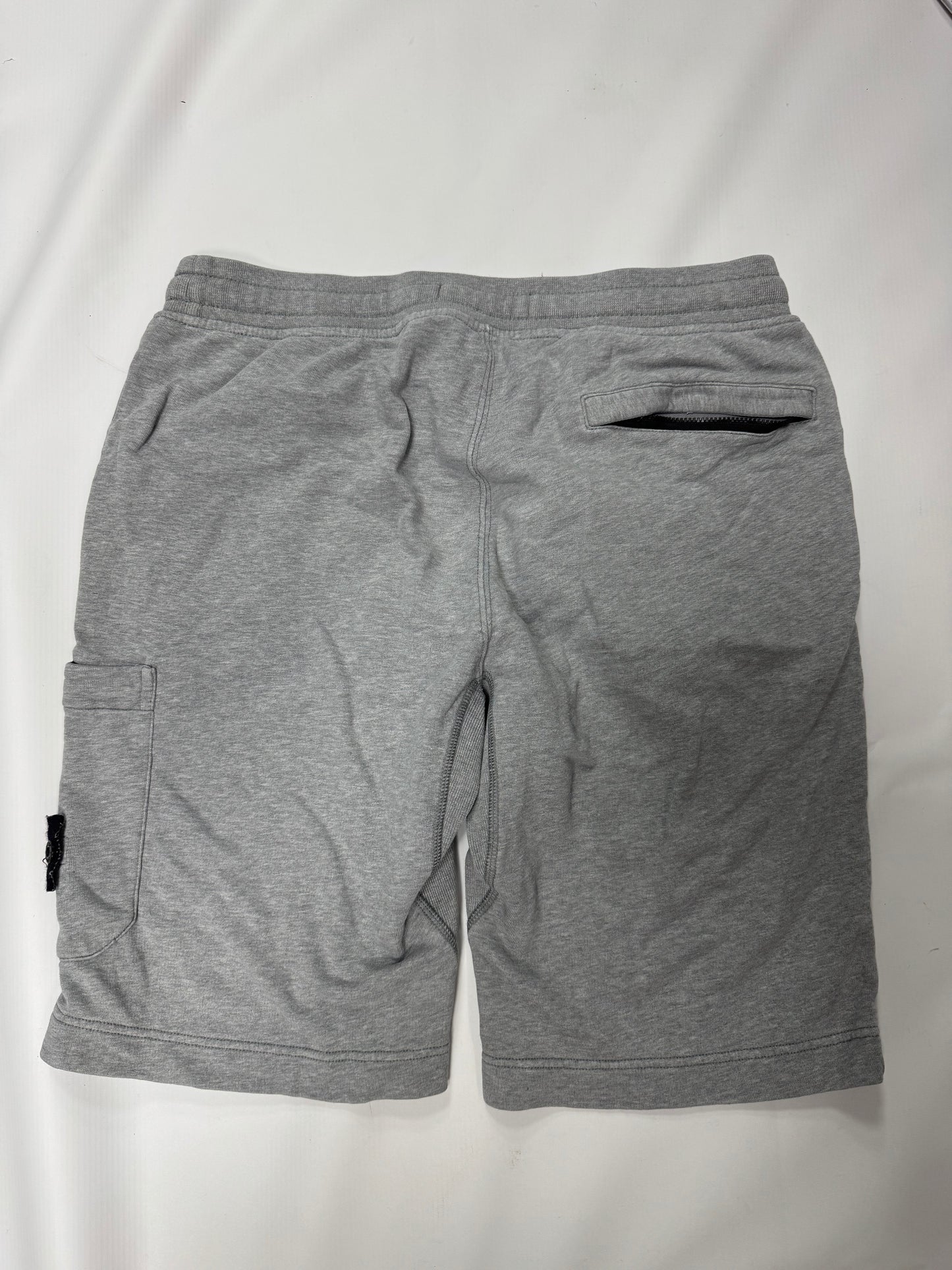 Stone island jogger shorts (M)