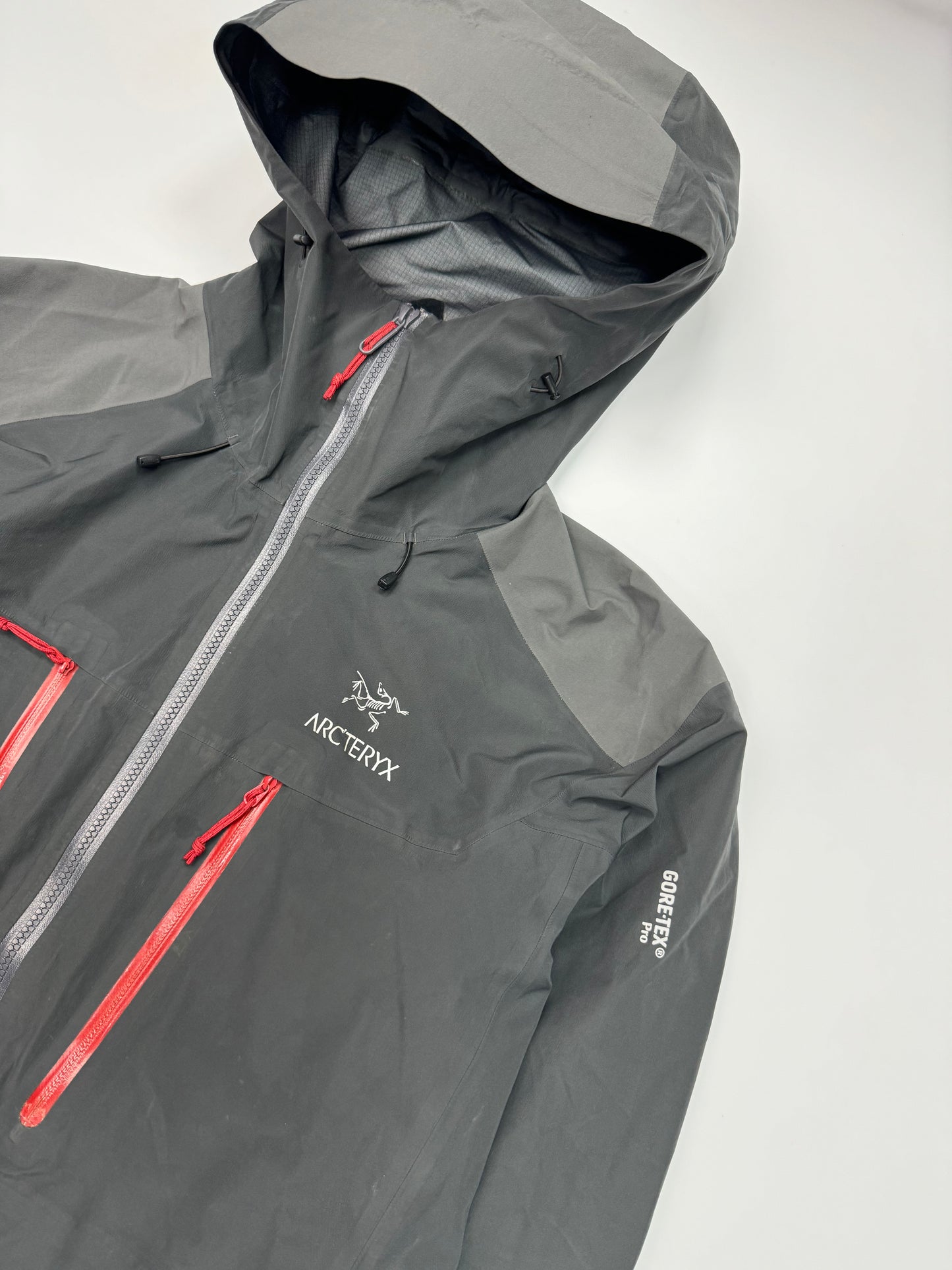 Arcteryx alpha AR jacket (L)