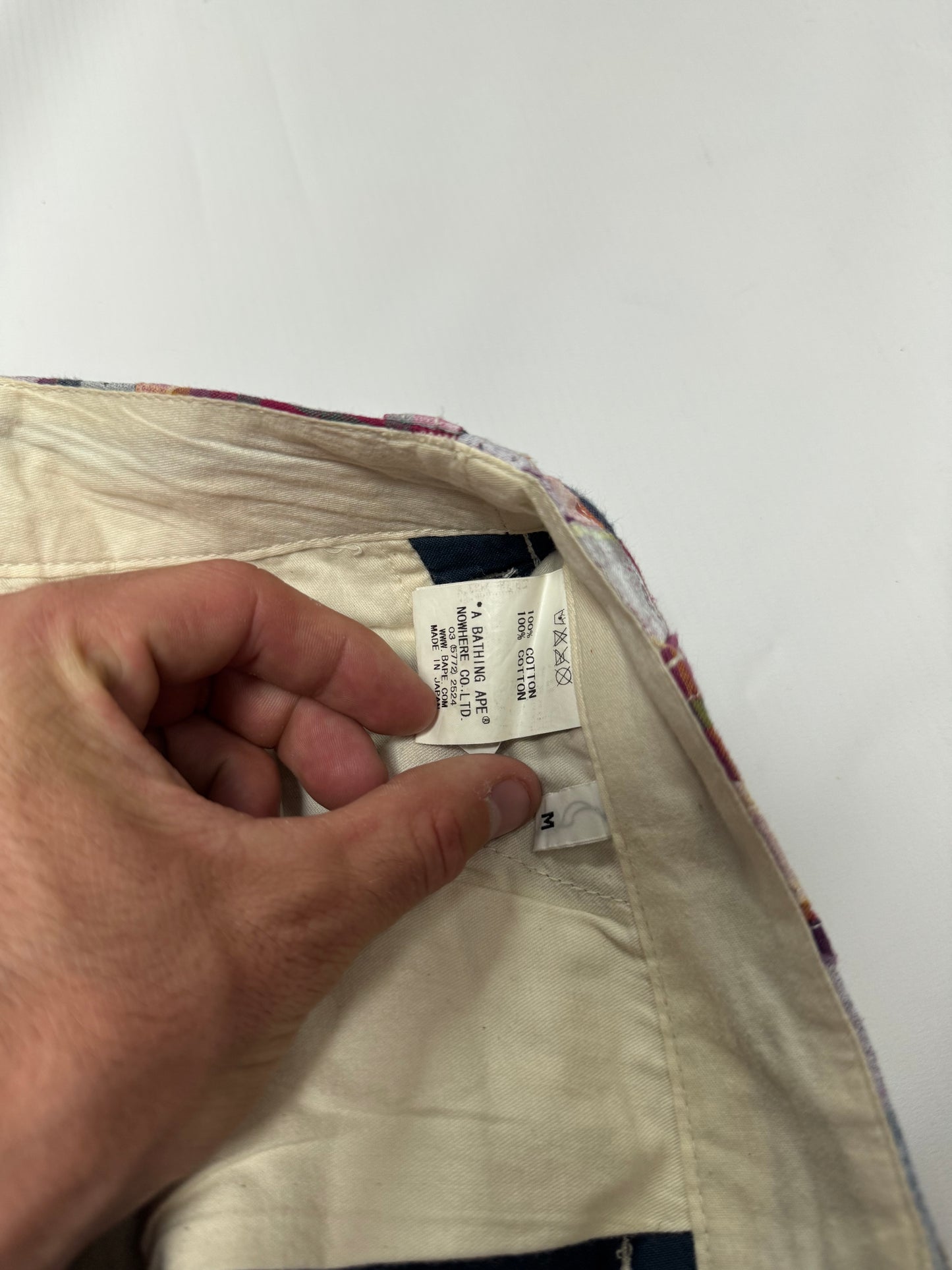 Bape patch work plaid shorts (M)