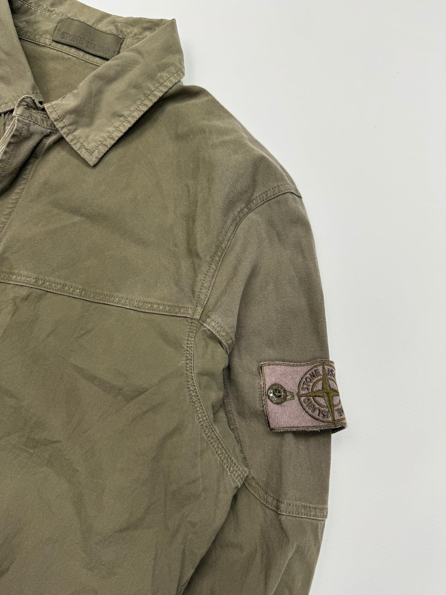 Stone island shadow project over shirt (M)