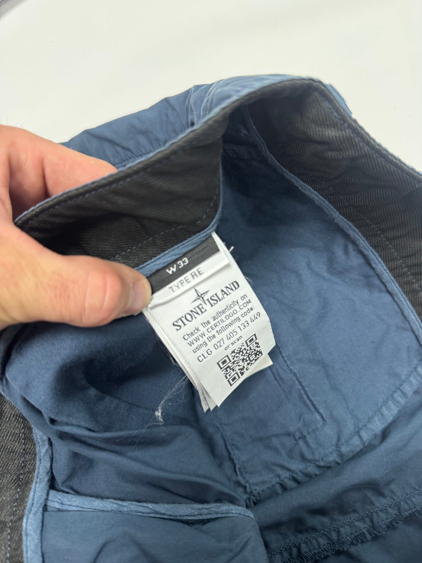 Stone island marina cargo shorts (W33)