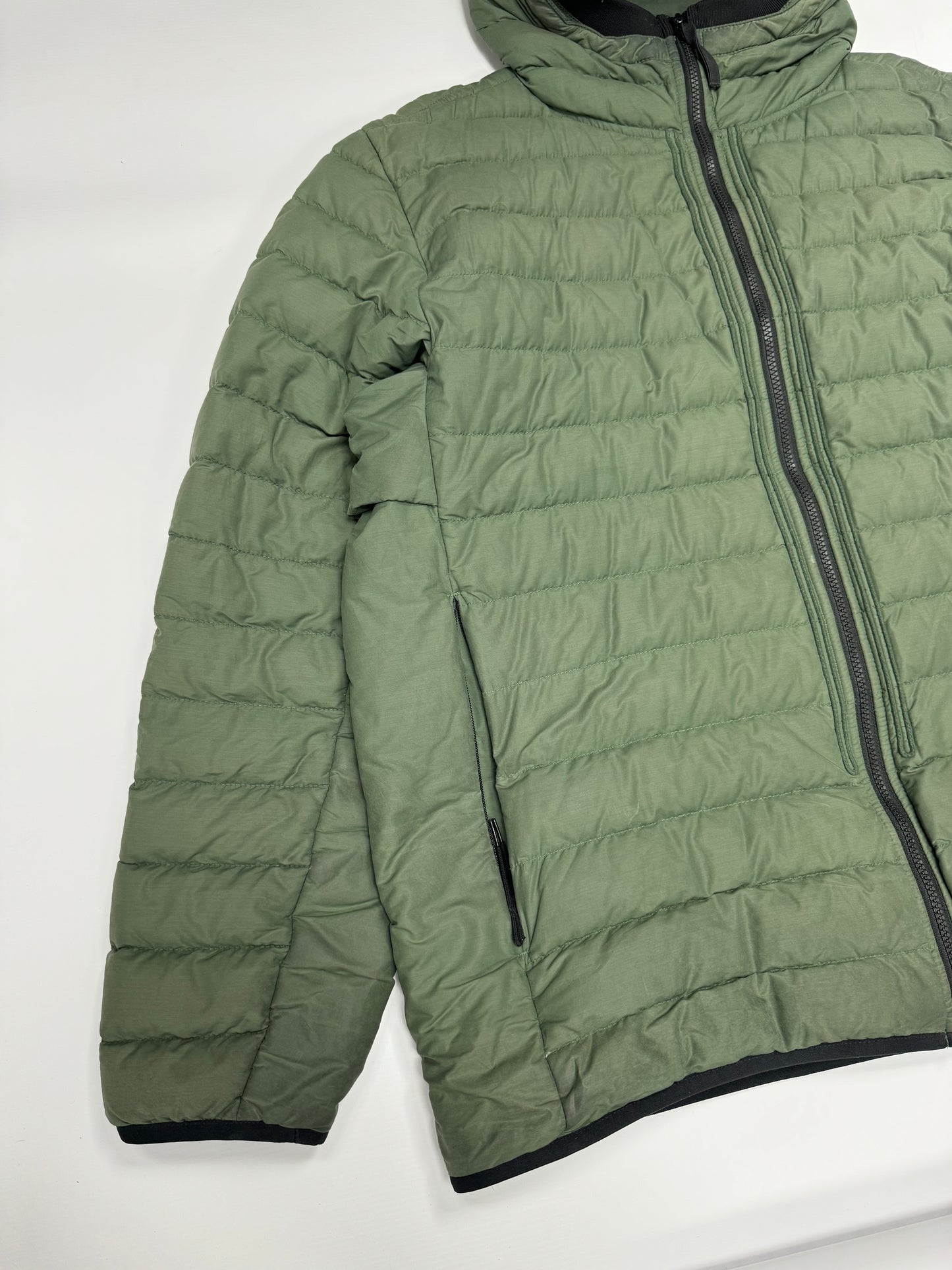 Stone island nylon tela down jacket (XXL)