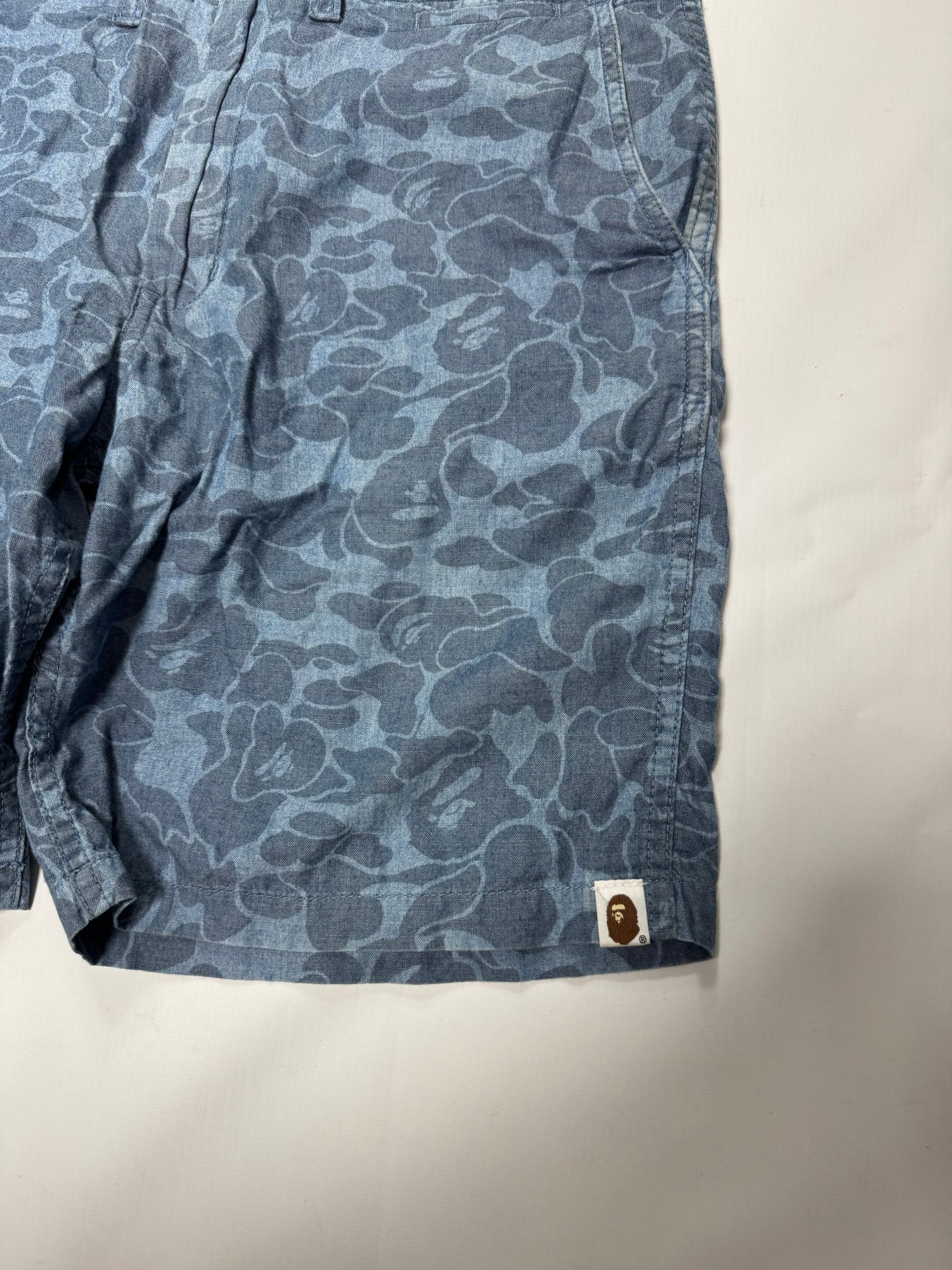 Bape camo Bermuda shorts (M)