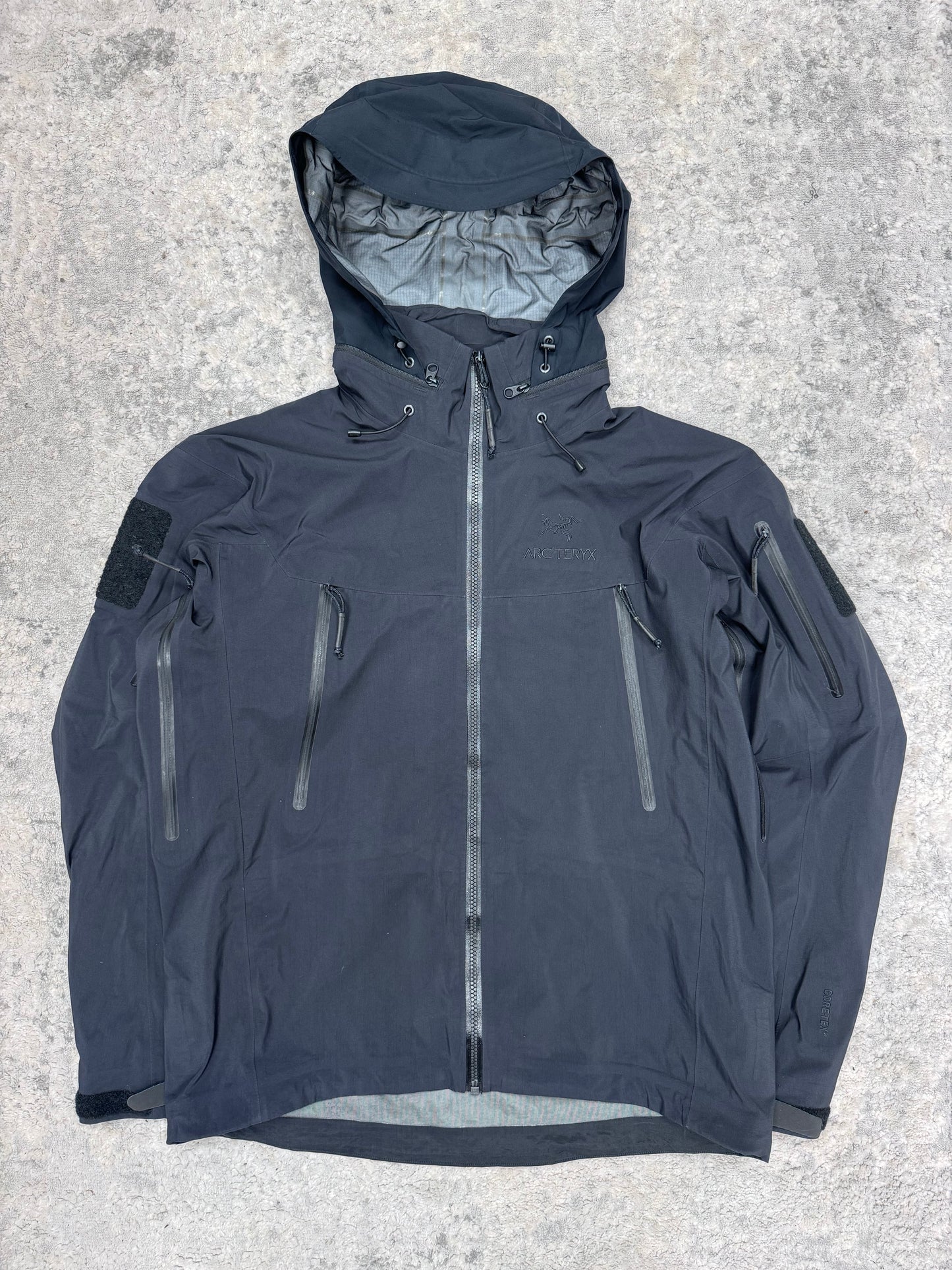 Arcteryx leaf alpha gen 2 (M)