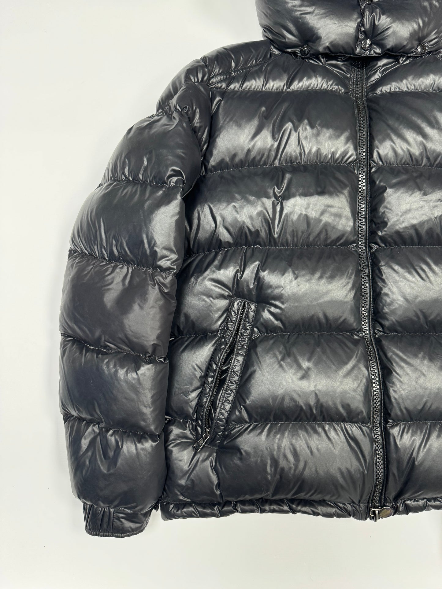 Moncler maya jacket (XL)