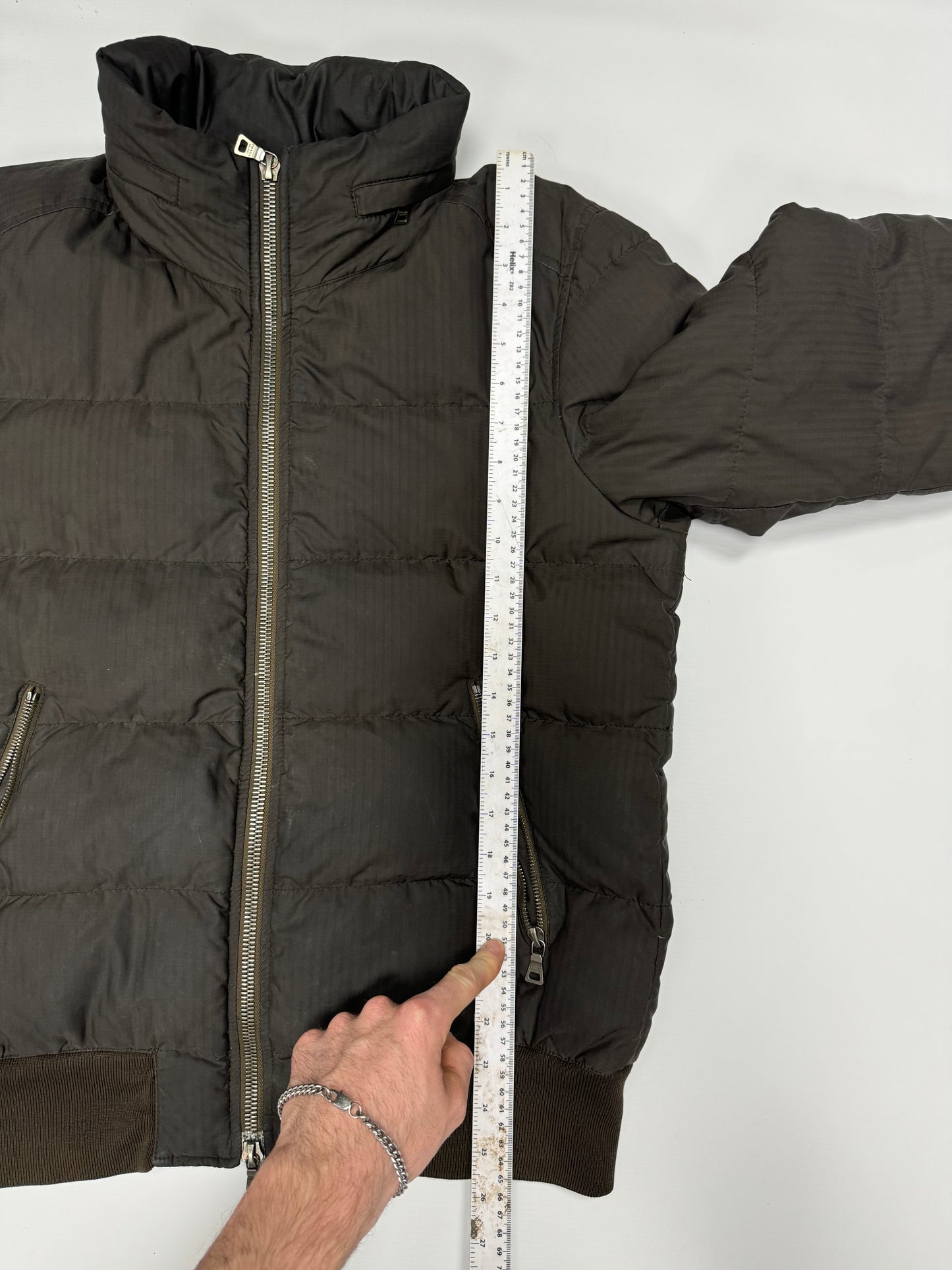 Prada sport puffer jacket (M)