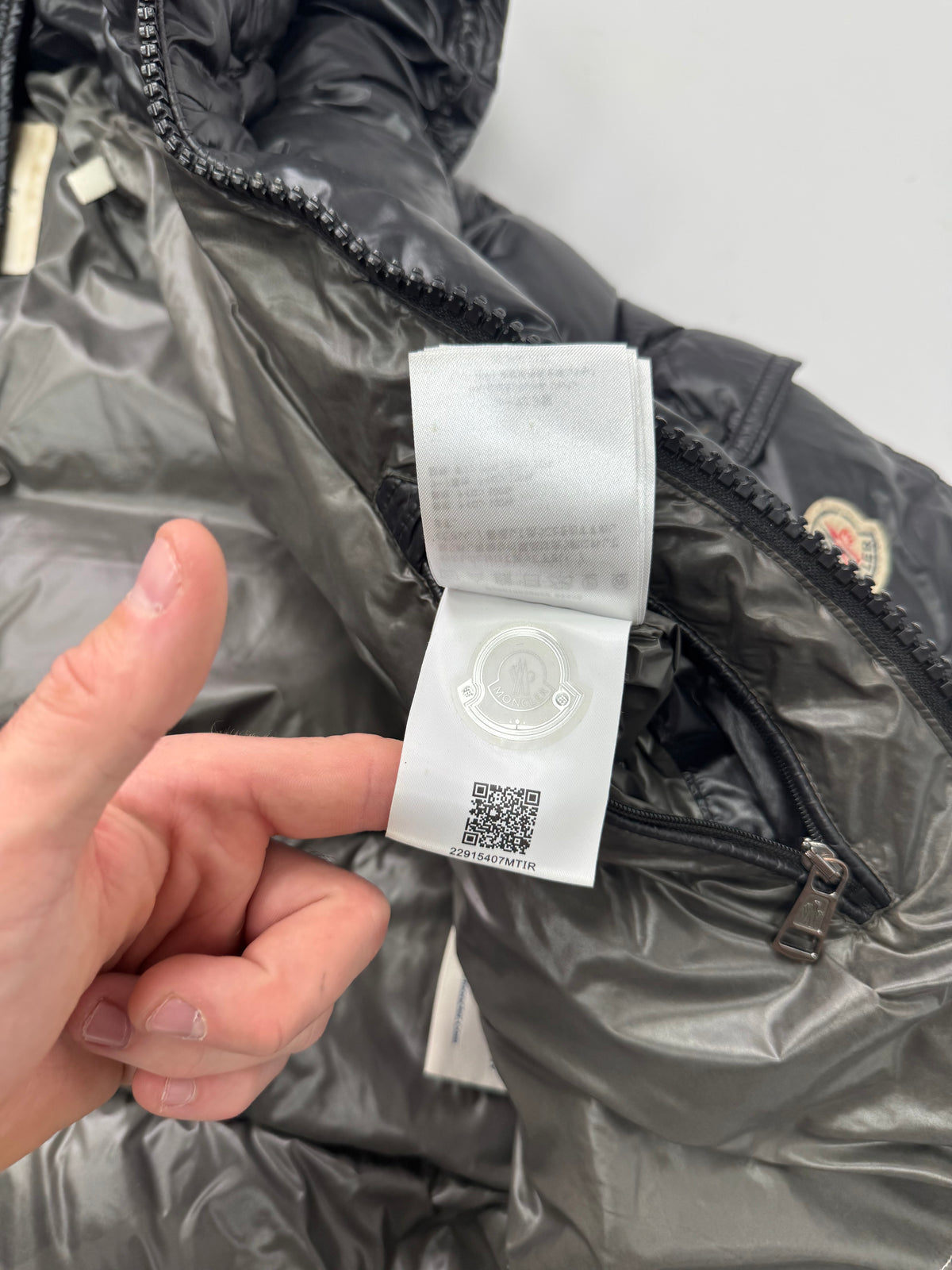 Moncler maya Giubbotto down jacket (M)