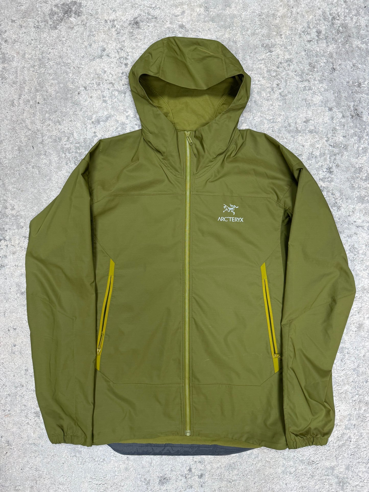 Arcteryx tenquille hooded jacket (XL)
