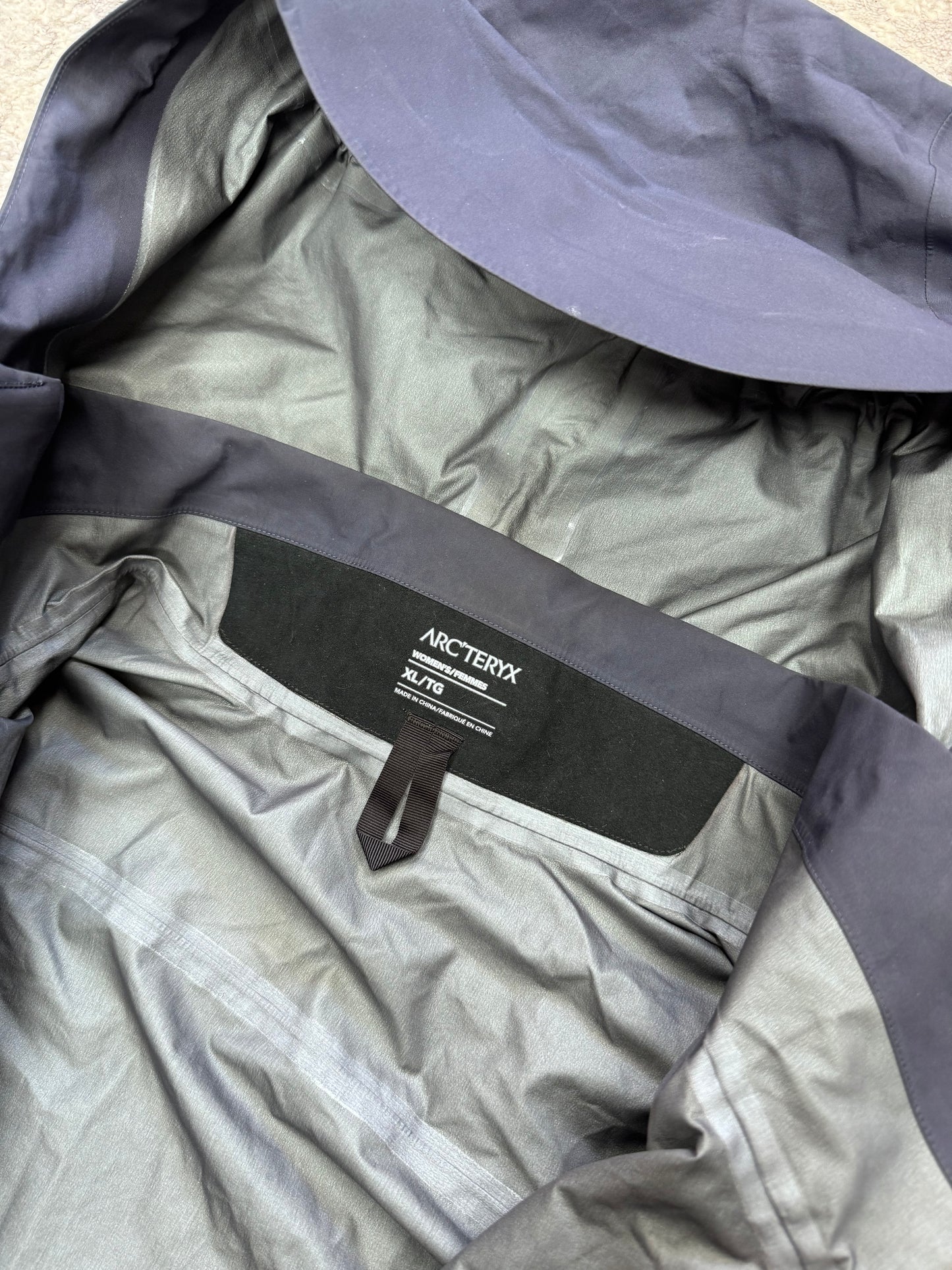 Arcteryx beta AR jacket women’s (XL)