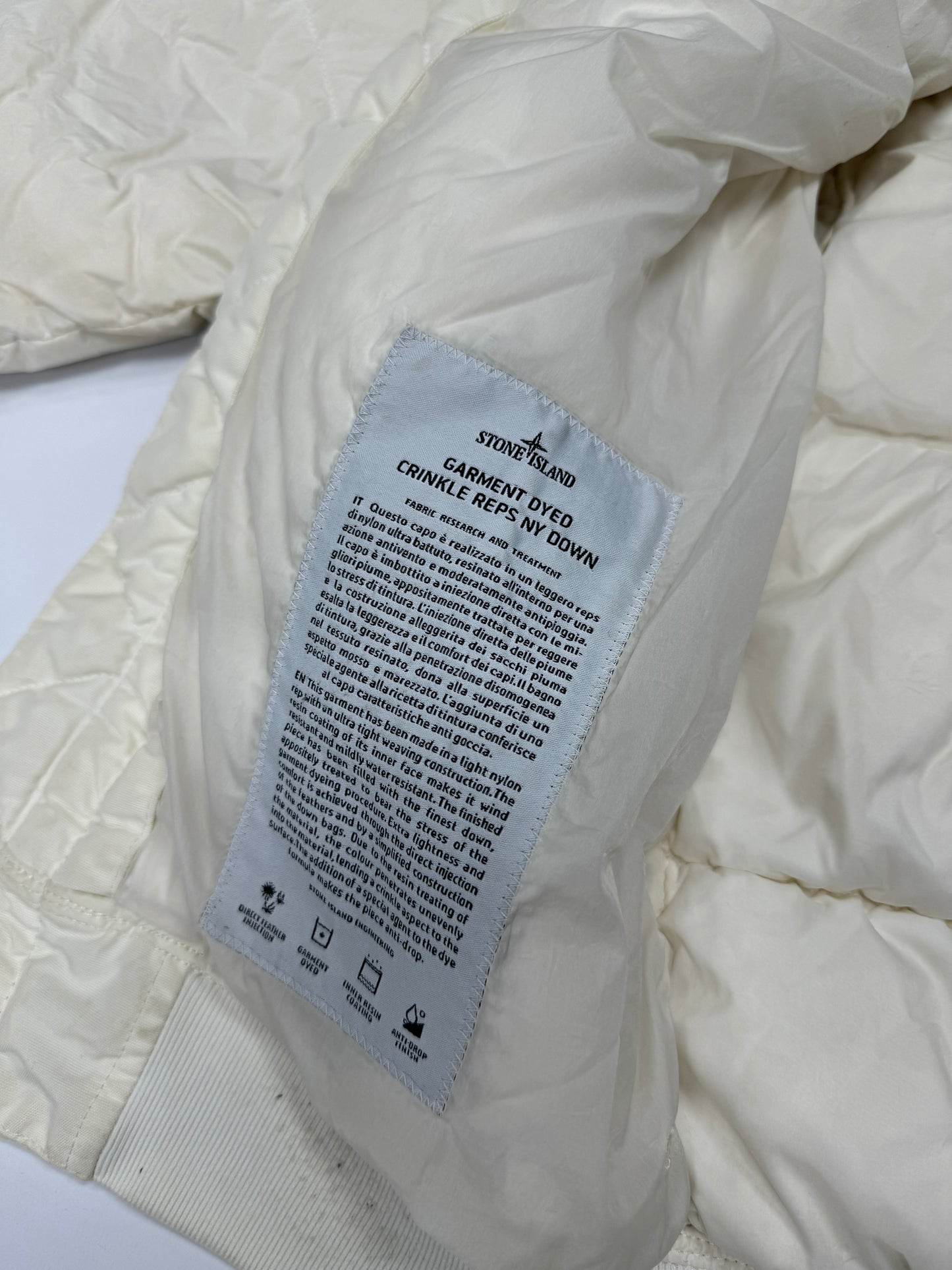 Stone island garment dyed down puffer (S)