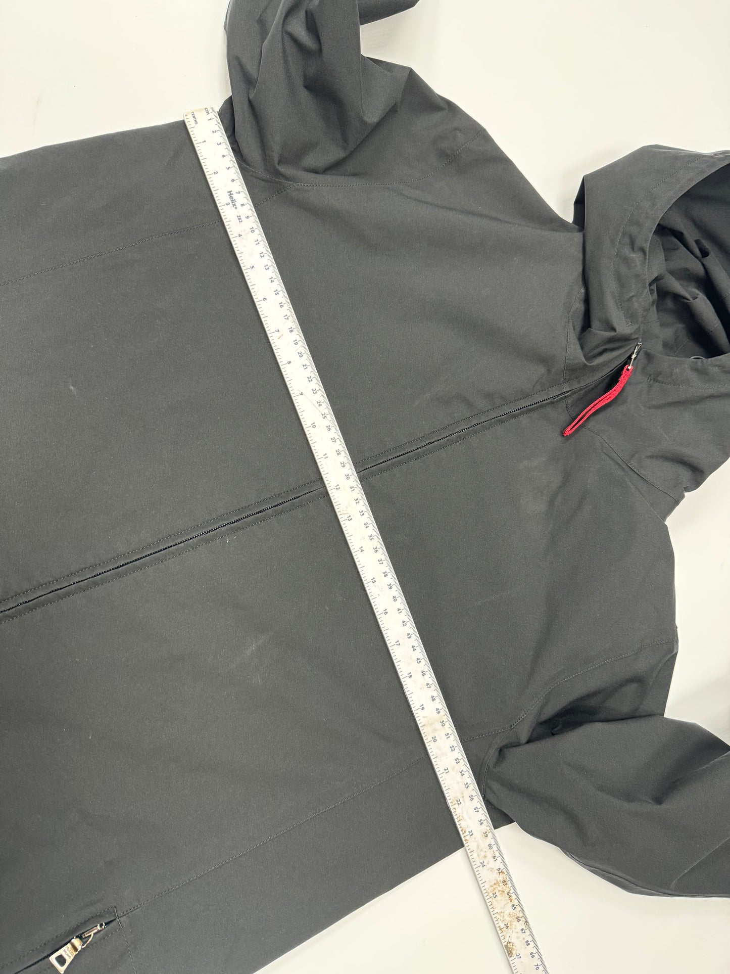 Prada sport goretex jacket (L)