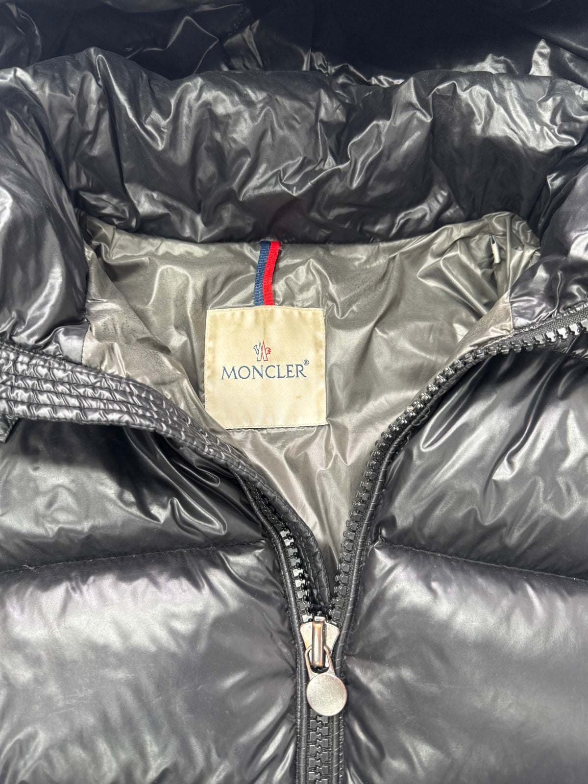 Moncler maya Giubbotto down jacket (M)