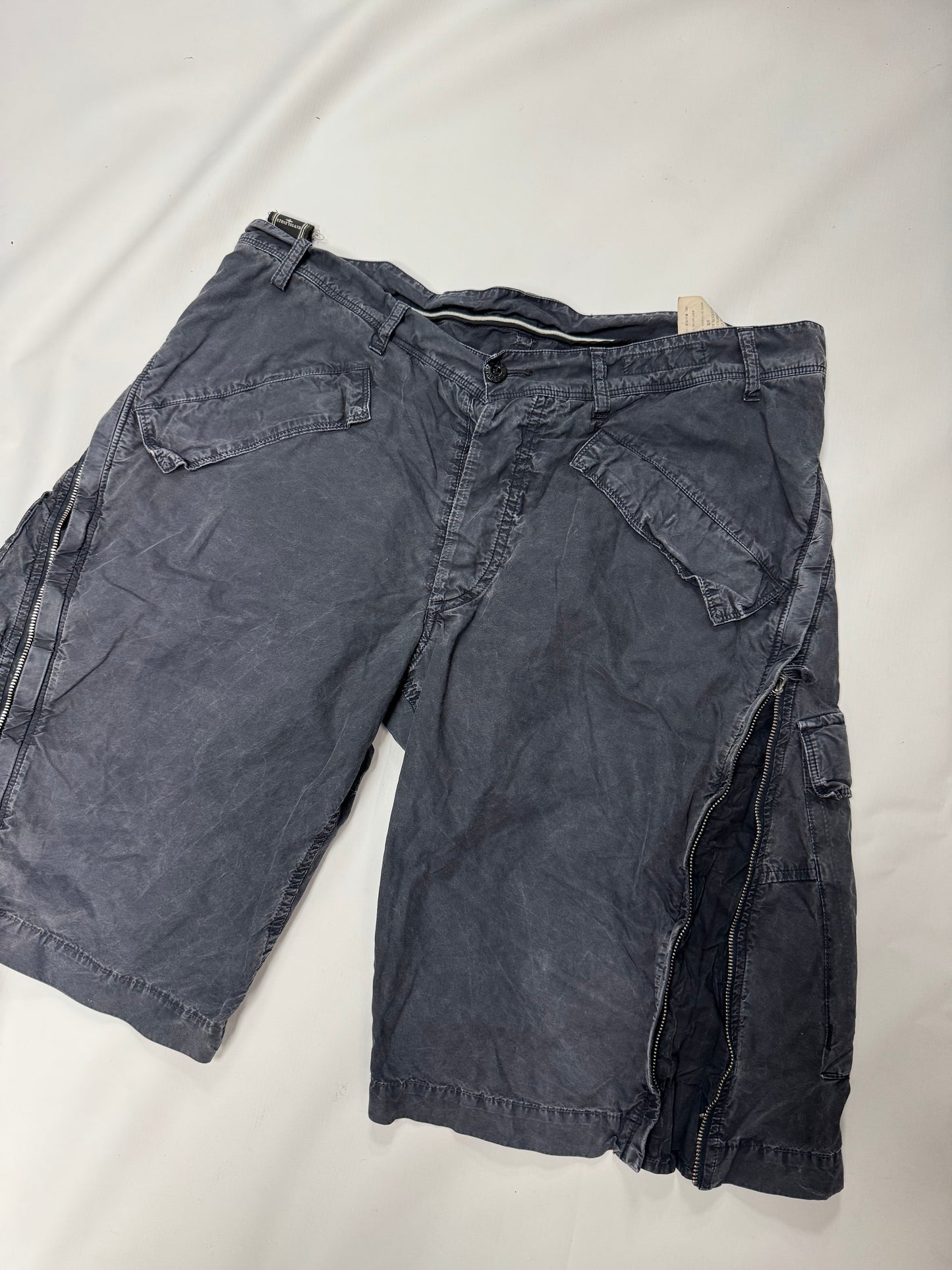 Stone island Bermuda cargo short S/S 2008 (L)