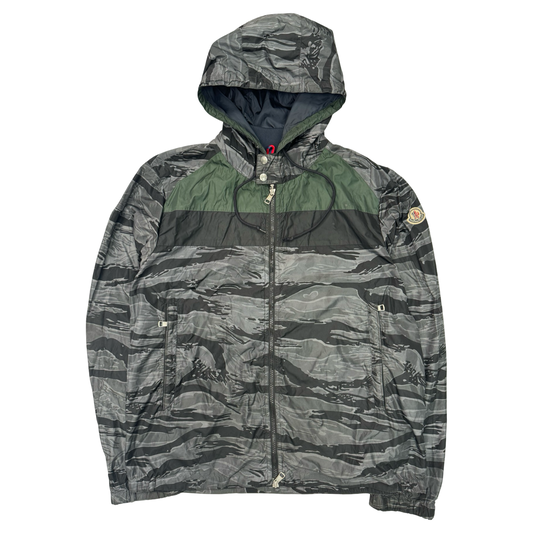 Moncler camo nylon jacket (L)